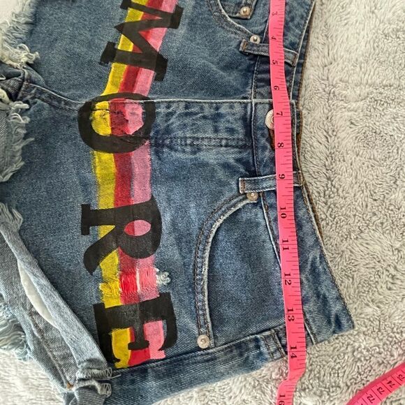 New SIGNATURE 8 mini shorts size small - Picture 9 of 9